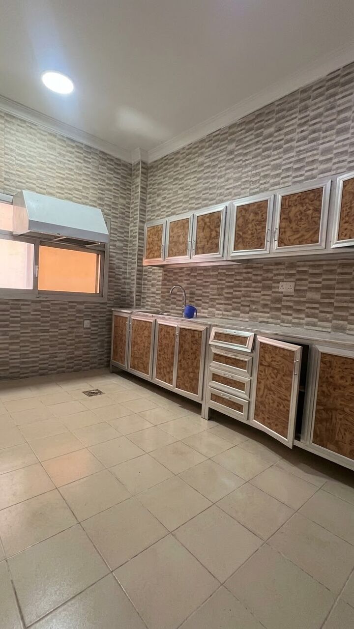 Salwa, Apartments, Flats, Houses & Villas, KWD 600/month,  5 BR,  Apartment For Rent In Salwa, Ground Floor.