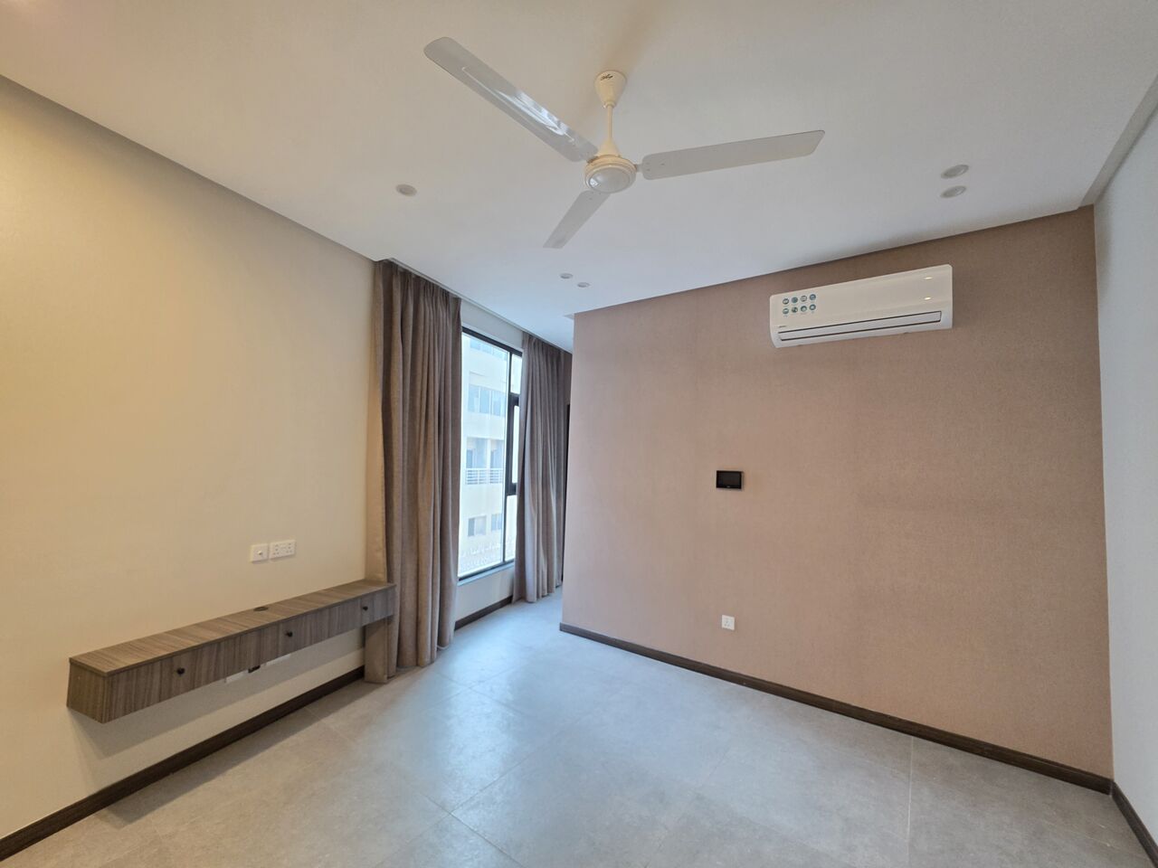 Juffair, Apartments, Flats, Houses & Villas, BHD 220/month,  Furnished,  1 BR,  70 Sq. Meter,  Brand New | Family Building Balcony | Old Juffair