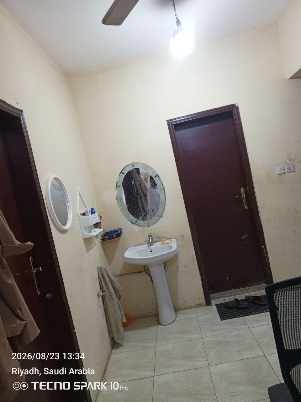 Riyadh, Bedspace Wanted, SAR 2000/month,  I Am Offering Bedspace For 2 People Only 3 Peaople In One Room 6 Month 2000
