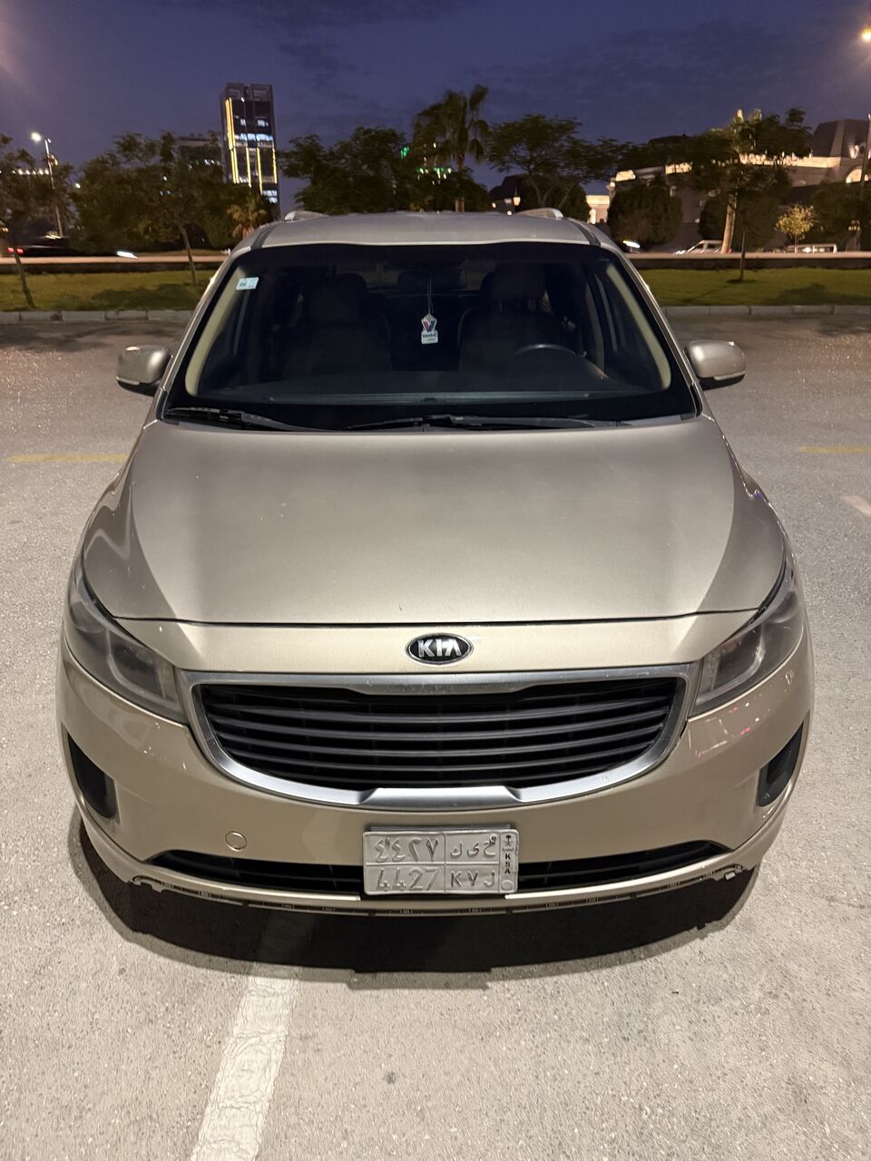 Khobar, Vehicles, Cars & Trucks , SAR 29500,  Kia Carnival,  2016,  Automatic,  209500 KM,     (Mob# 0535849405)