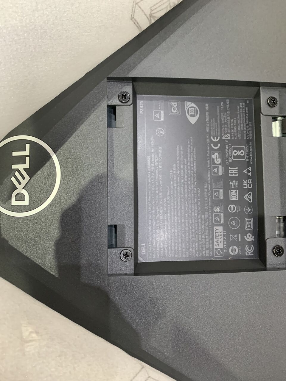 Riyadh, Computers, SAR 775,  Dell P2425 24&rdquo; WUXGA Professional Monitor, Model/item B0D1R44BFC.