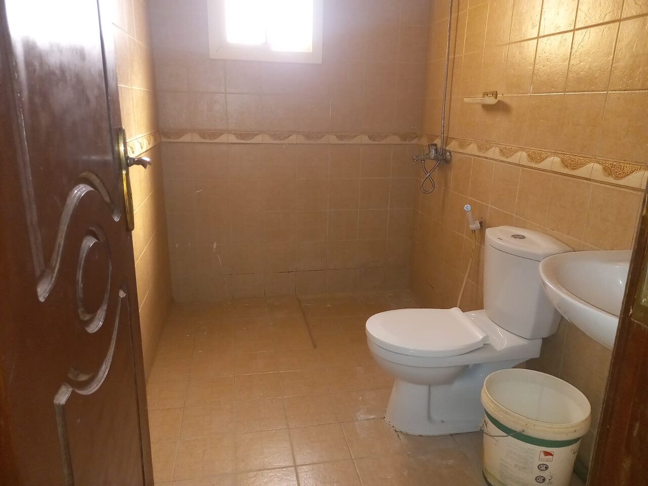 Busaiteen, Apartments, Flats, Houses & Villas, BHD 180/month,  2 BR,  # 2 BEDROOMS,2 BATHROOMS,HALL,KITCHEN,WITH A/C,CURTAIN FLAT FOR RENT -180/BD #