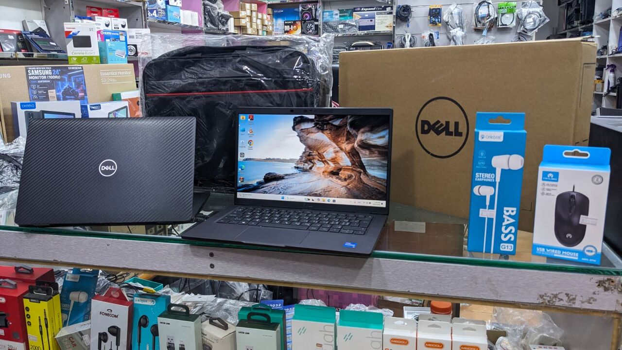 Manama, Computers, BHD 125,  DELL 11th Gen Core I5 Business Laptop 16 GB RAM FHD Display  Face ID