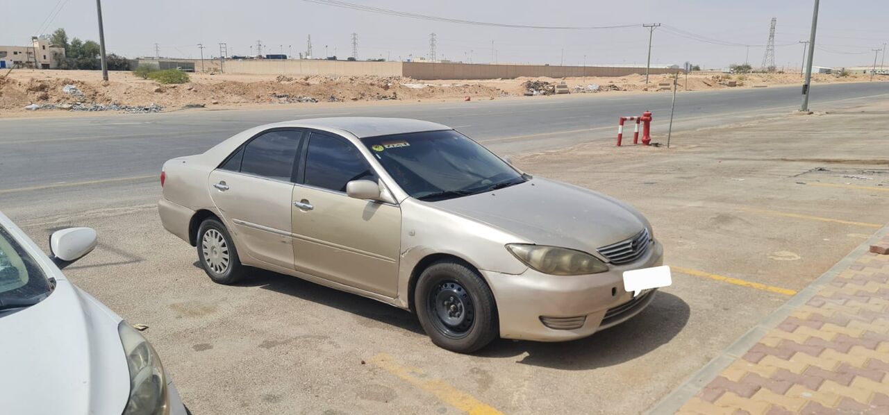 Riyadh, Vehicles, Cars & Trucks , SAR 15000,  Toyota Camry,  2005,  Automatic,  334 KM,
