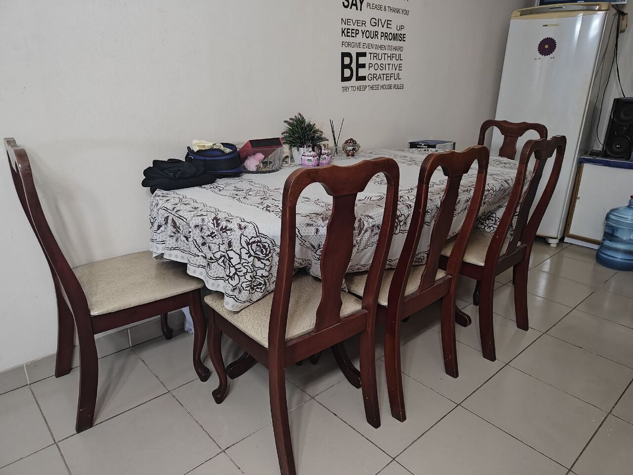 Umm Al Hassam, Furniture, BHD 120,  Dining Table Set For Sale!!