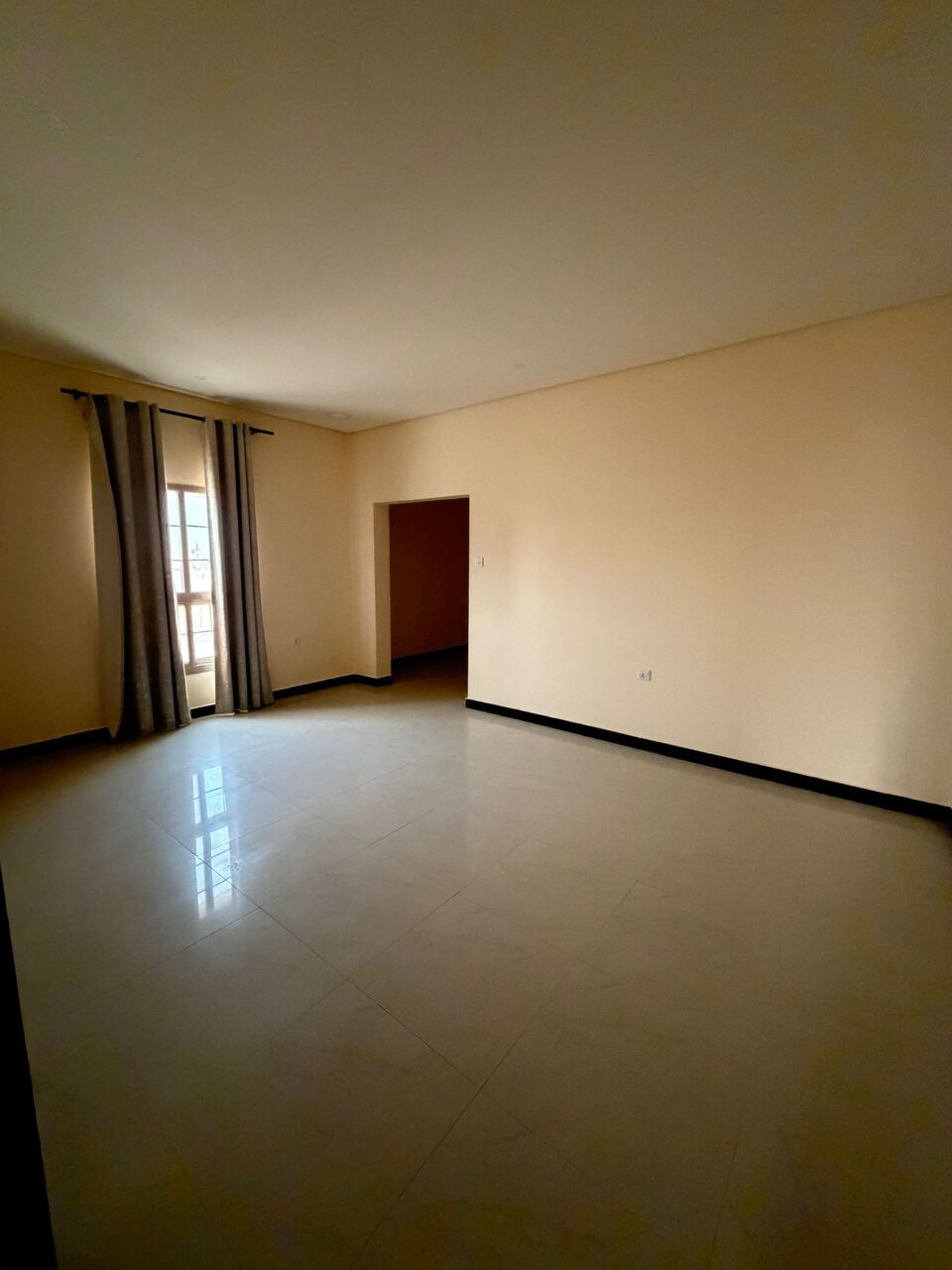 Kabul, Apartments, Flats, Houses & Villas, AFN 200/year,  150 Sq. Meter,  للإيجار شقة راقية في الجنبية
