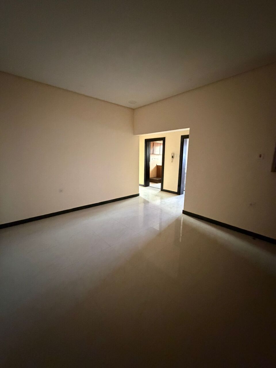 Kabul, Apartments, Flats, Houses & Villas, AFN 200/year,  150 Sq. Meter,  للإيجار شقة راقية في الجنبية