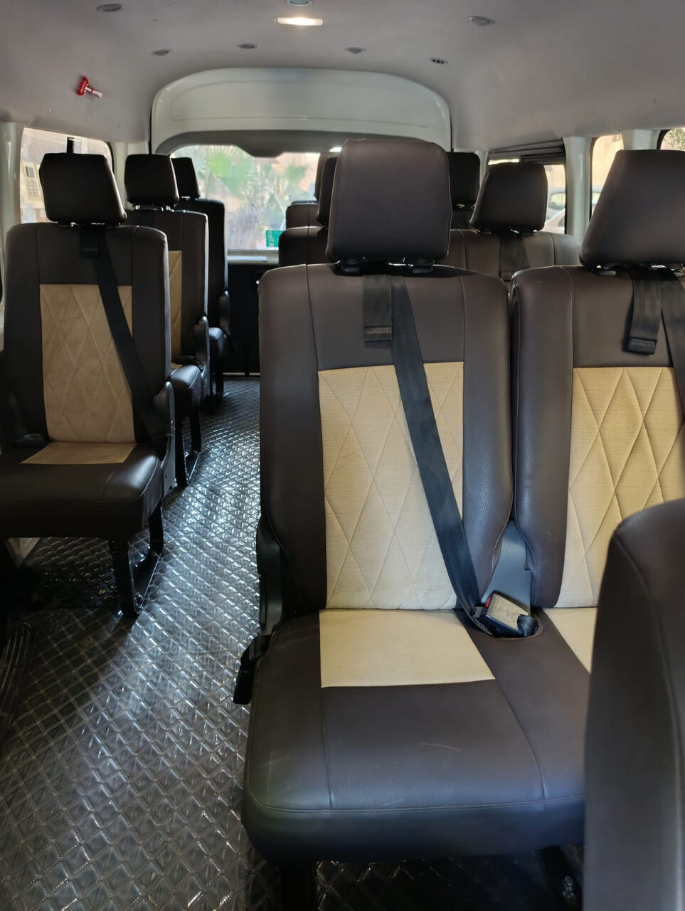 Riyadh, Vehicle Lease Transfer, SAR 1,  Avalibal For Rent With Driver