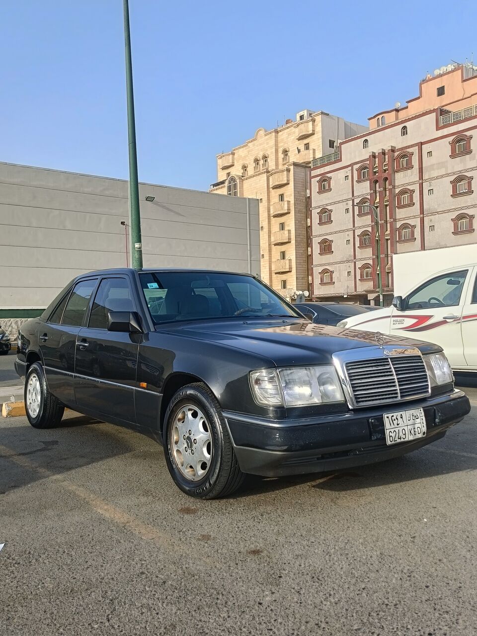 Jeddah, Vehicles, Cars & Trucks , SAR 19,  Mercedes 300d W124 Turbo,  1992,  Automatic,  30300 KM,  Mercedes Turbo Diesel 5 Cylinder