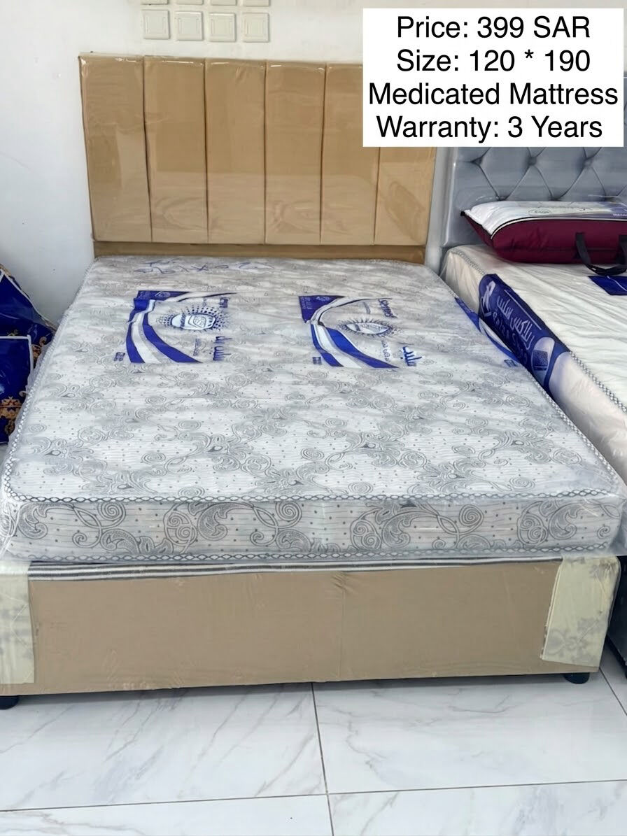 Jeddah, Furniture, SAR 399,  Medium Size Bed With Mattress Available