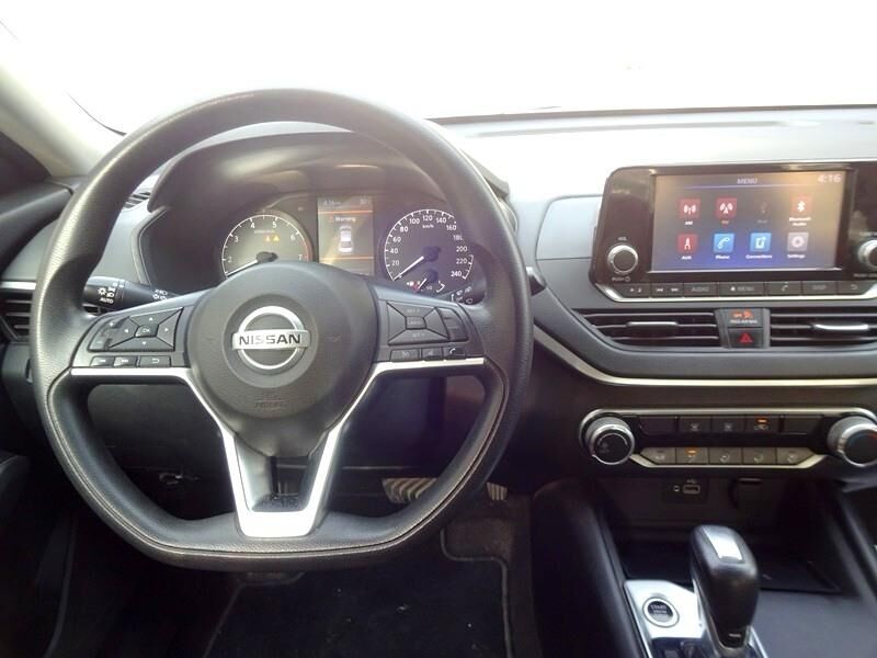 Manama, Vehicles, Cars & Trucks , BHD 4800,  Nissan Altima,  2020,  Automatic,  96000 KM,     For Sale (32015689)
