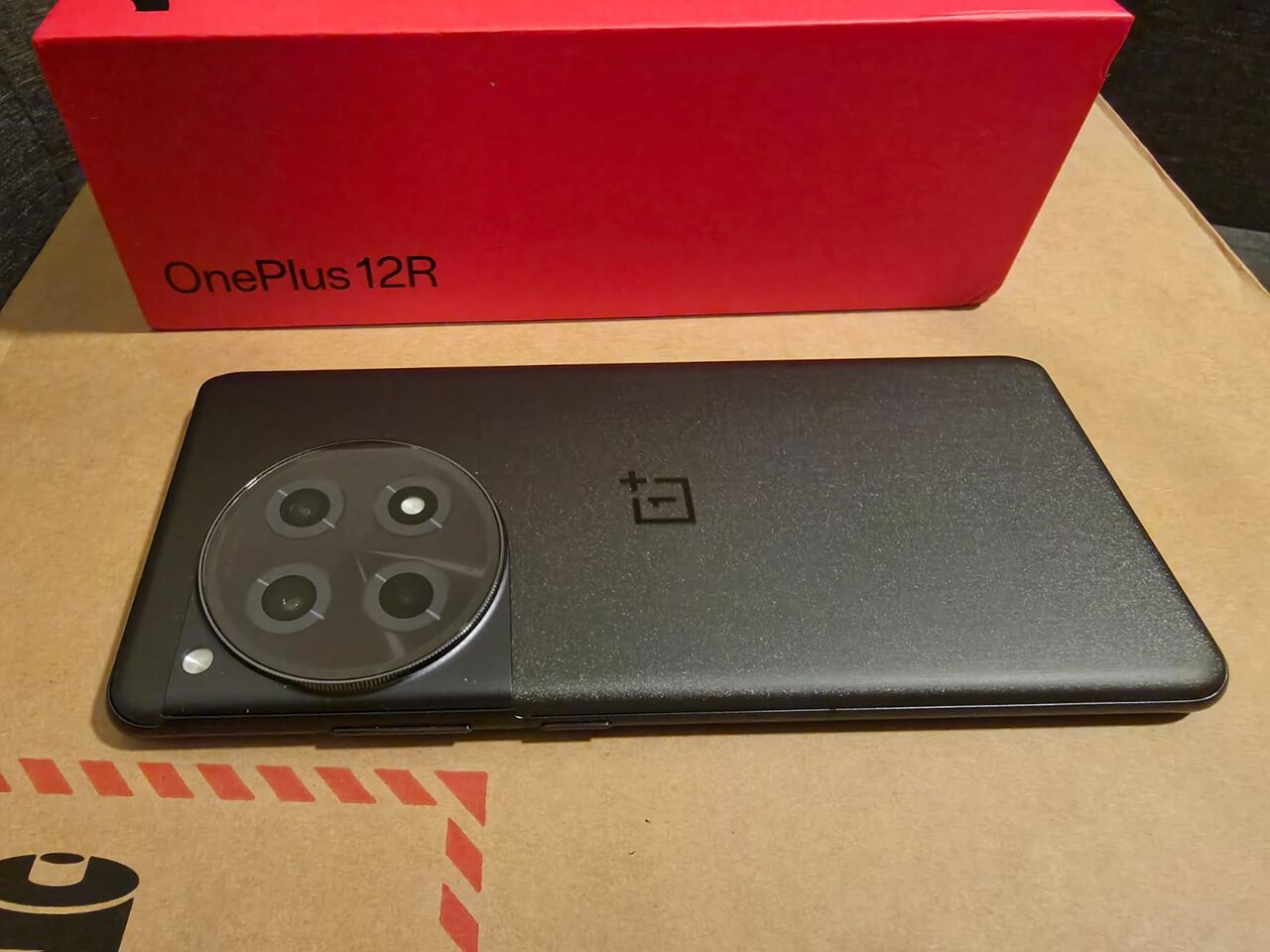 Al Sulaymaniyyah, Mobile Phones, SAR 1400,  OnePlus 12R (256GB/16GB) Iron Gray