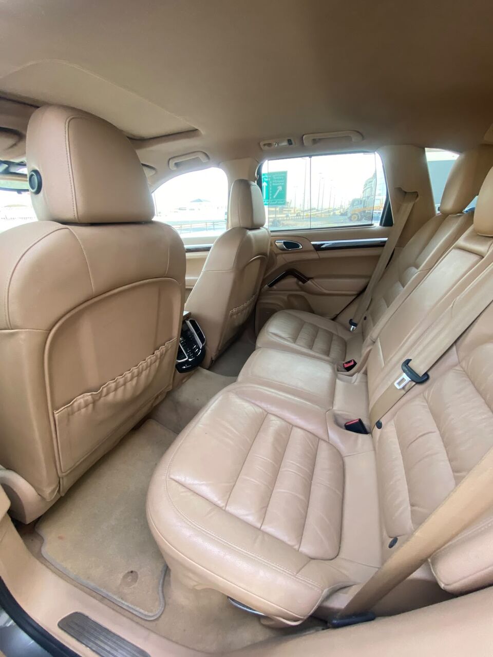 Manama, Vehicles, Cars & Trucks , BHD 2800,  Porsche Cayenne,  2012,  Automatic,  180200 KM,     (Grey)