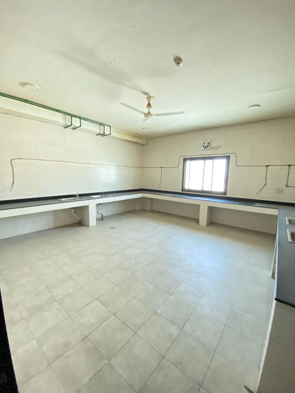 Manama, Staff Accommodation, BHD 1000,  500 Sq. Meter,  Labor Camp For Rent - RAS ZUWAYED