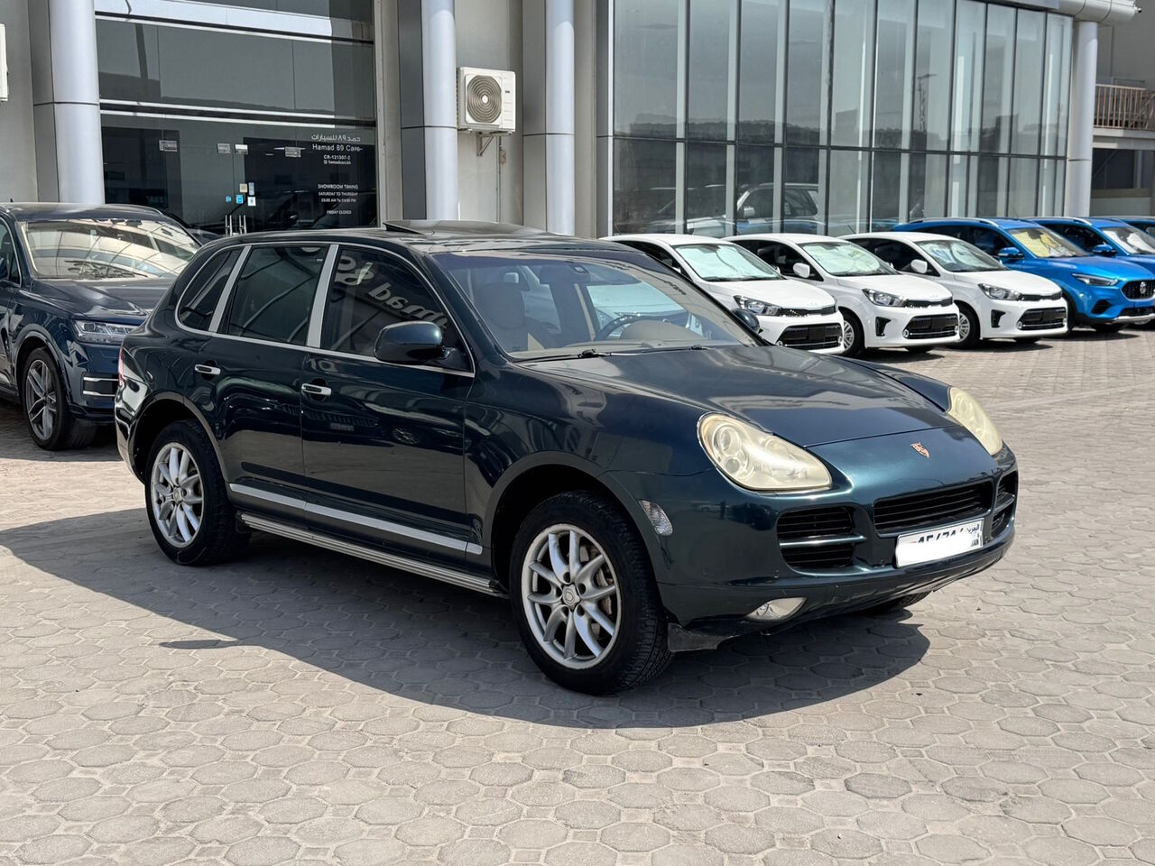 Manama, Vehicles, Cars & Trucks , BHD 1400,  Porsche Cayenne,  2005,  Automatic,  227300 KM,     (Green)