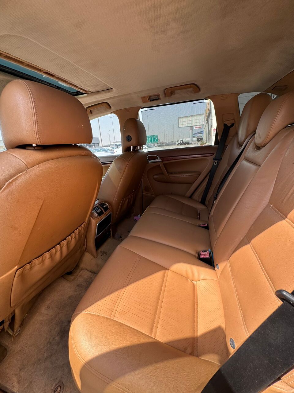Manama, Vehicles, Cars & Trucks , BHD 1400,  Porsche Cayenne,  2005,  Automatic,  227300 KM,     (Green)