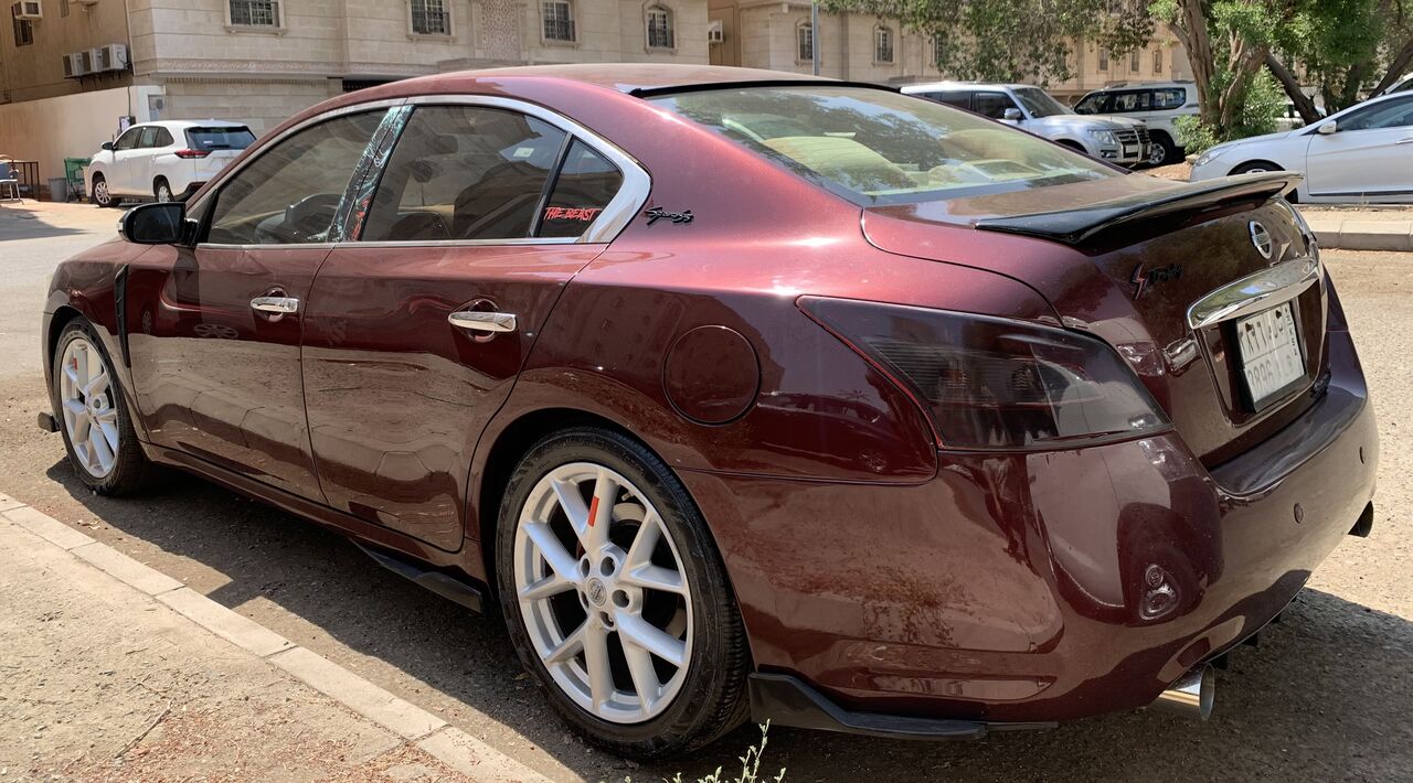 Jeddah, Vehicles, Cars & Trucks , SAR 15000,  Nissan Maxima,  2011,  Automatic,  389000 KM,    Full Option