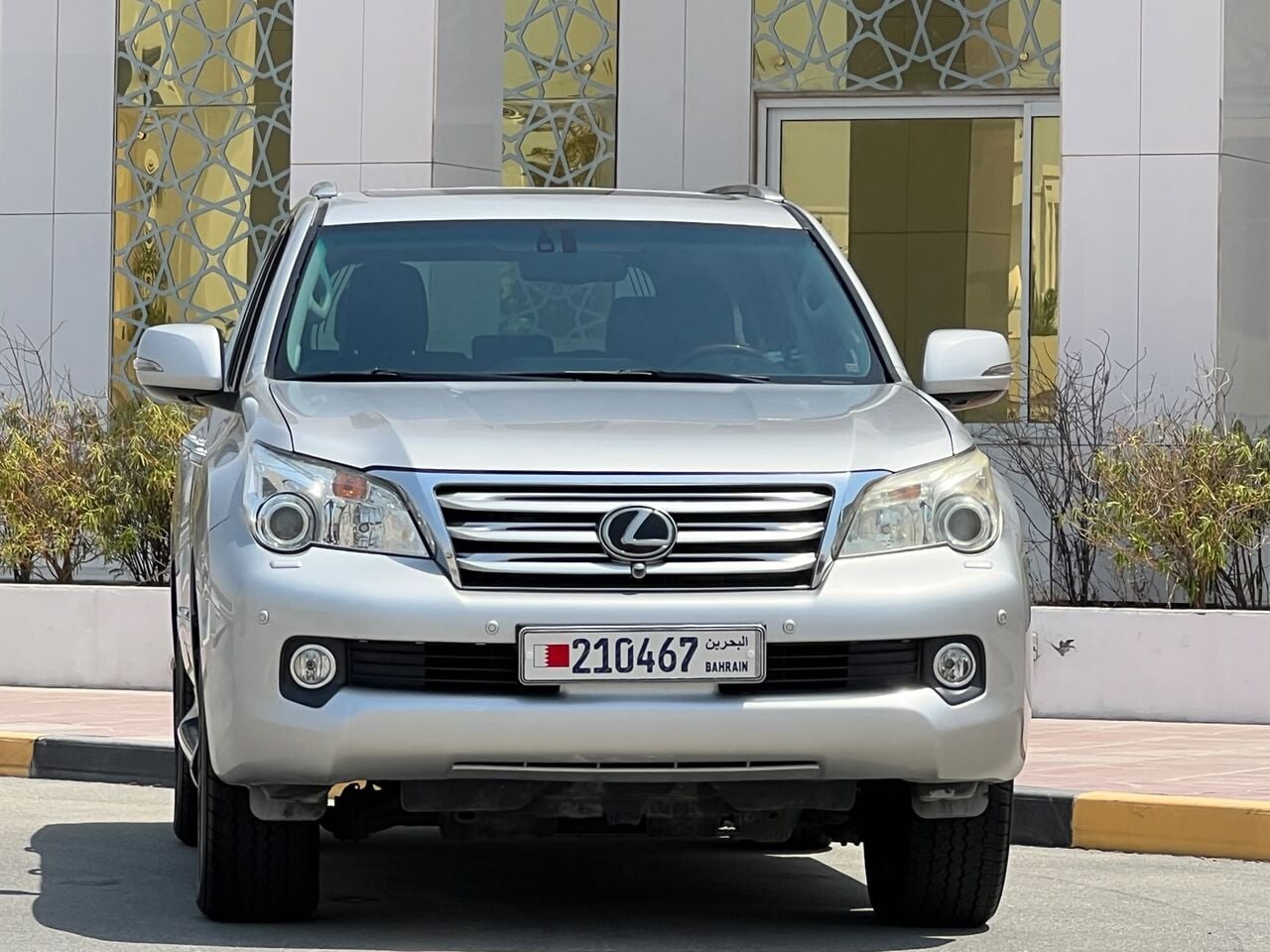East Riffa, Vehicles, Cars & Trucks , BHD 6700,  Lexus GX 460,  2011,  Automatic,  255000 KM,   MODEL  FOR SALE