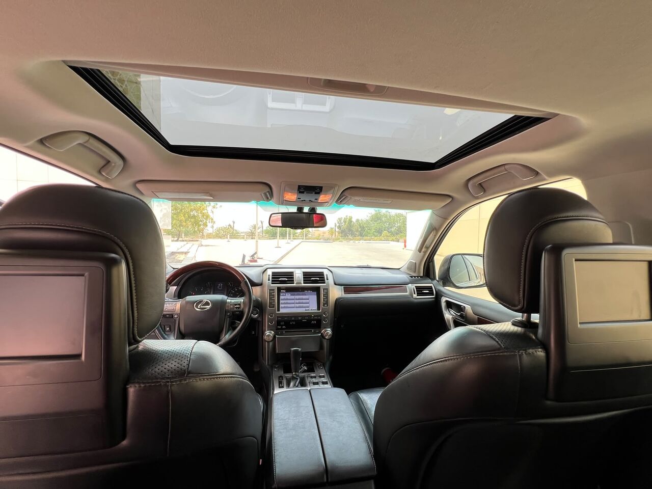 East Riffa, Vehicles, Cars & Trucks , BHD 6700,  Lexus GX 460,  2011,  Automatic,  255000 KM,   MODEL  FOR SALE