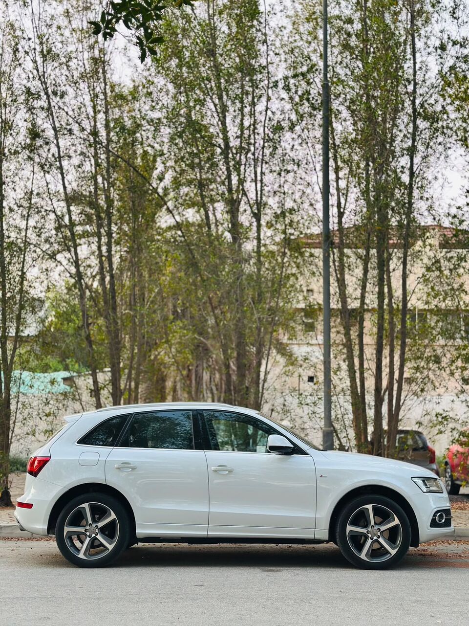 Segaya, Vehicles, Cars & Trucks , BHD 4950,  Audi Q5,  2017,  Automatic,  111000 KM,    MODEL FULLY AGENT MAINTAINED 5 SEATER SUV CALL OR WHATSAPP ON 35400768