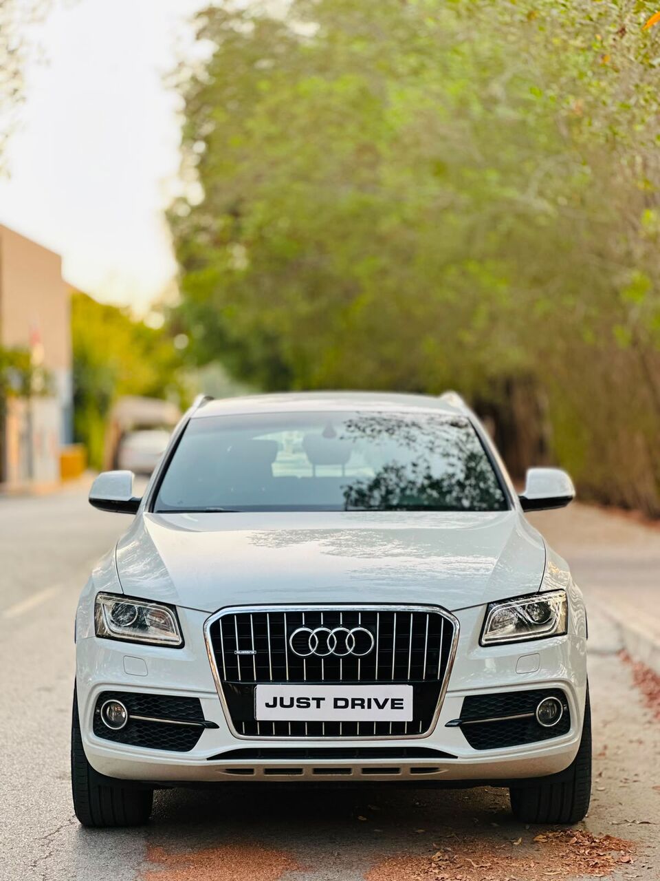 Segaya, Vehicles, Cars & Trucks , BHD 4950,  Audi Q5,  2017,  Automatic,  111000 KM,    MODEL FULLY AGENT MAINTAINED 5 SEATER SUV CALL OR WHATSAPP ON 35400768