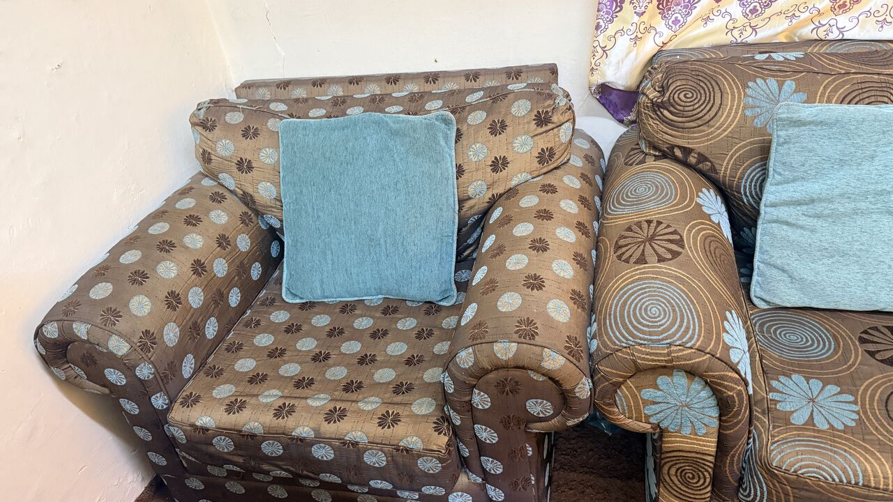 Jeddah, Furniture, SAR 600,  7 - Seater Sofa Set For Sale