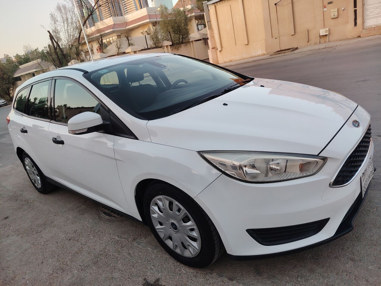 Riyadh, Vehicles, Cars & Trucks , SAR 27500,  Ford Focus,  2017,  Automatic,  207000 KM,  Brand New Condition No Accidents Very Clean