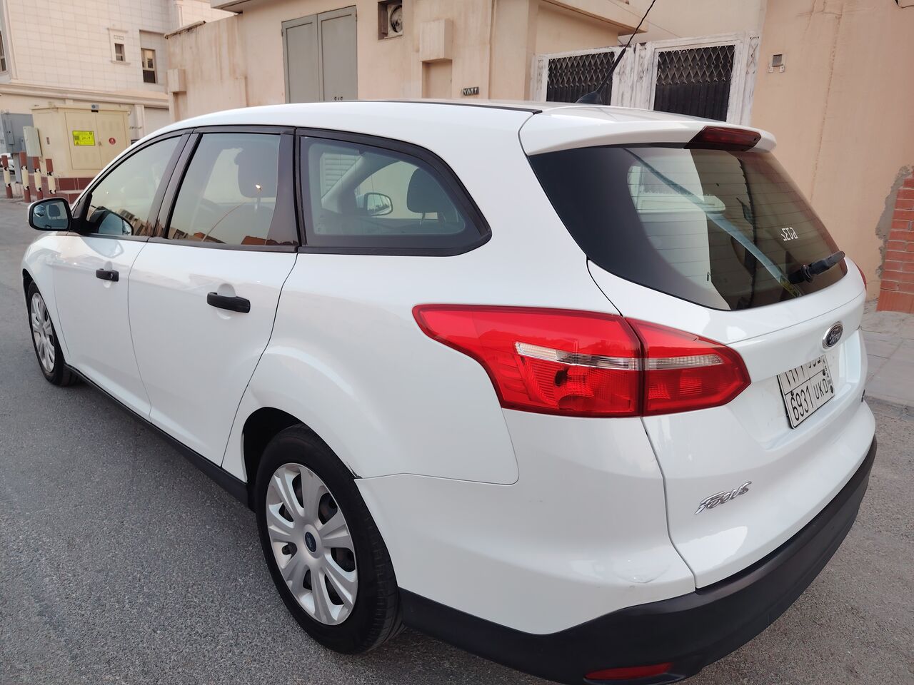 Riyadh, Vehicles, Cars & Trucks , SAR 27500,  Ford Focus,  2017,  Automatic,  207000 KM,  Brand New Condition No Accidents Very Clean