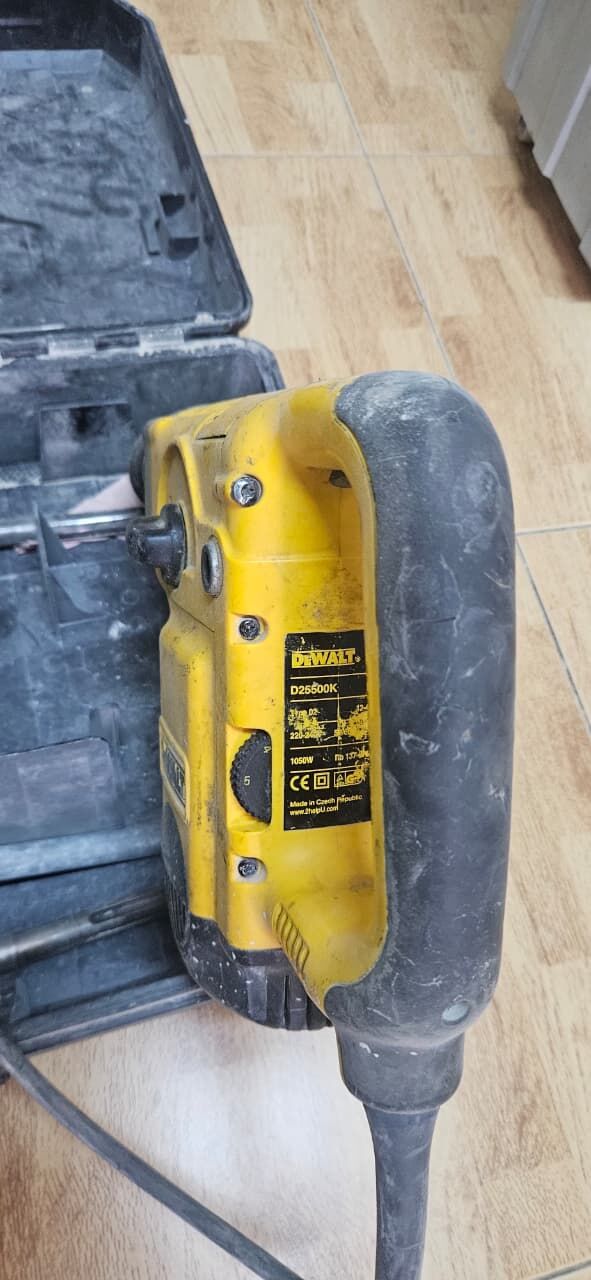 Riyadh, Tools, SAR 1,  Dewalt  Hammer Drill