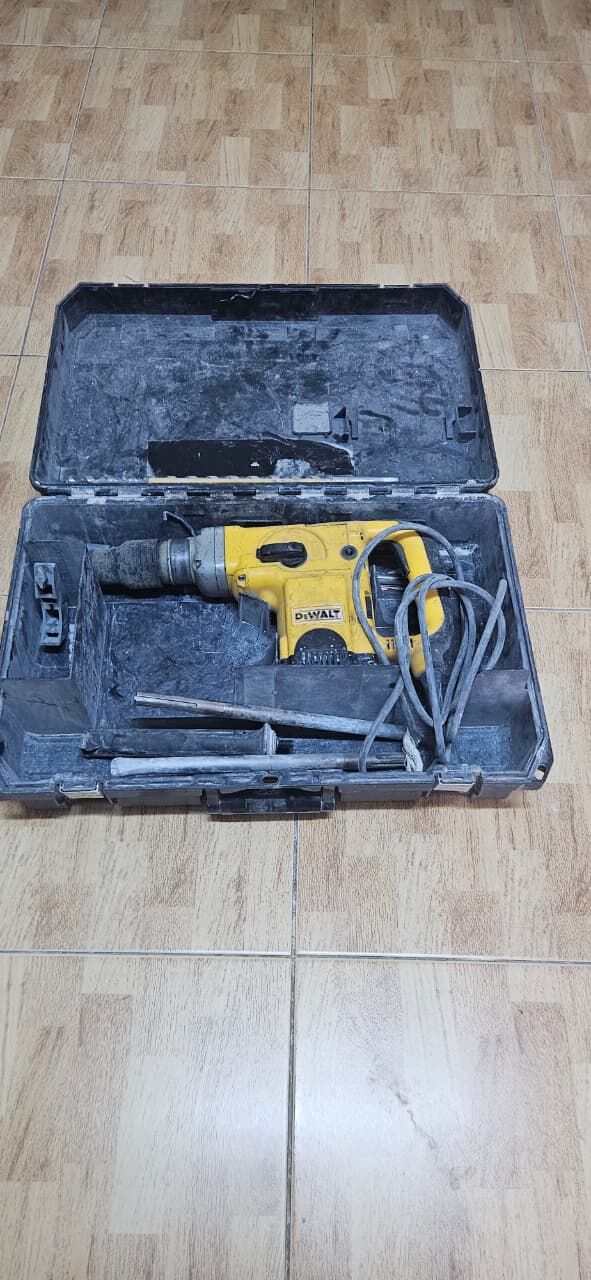 Riyadh, Tools, SAR 1,  Dewalt  Hammer Drill