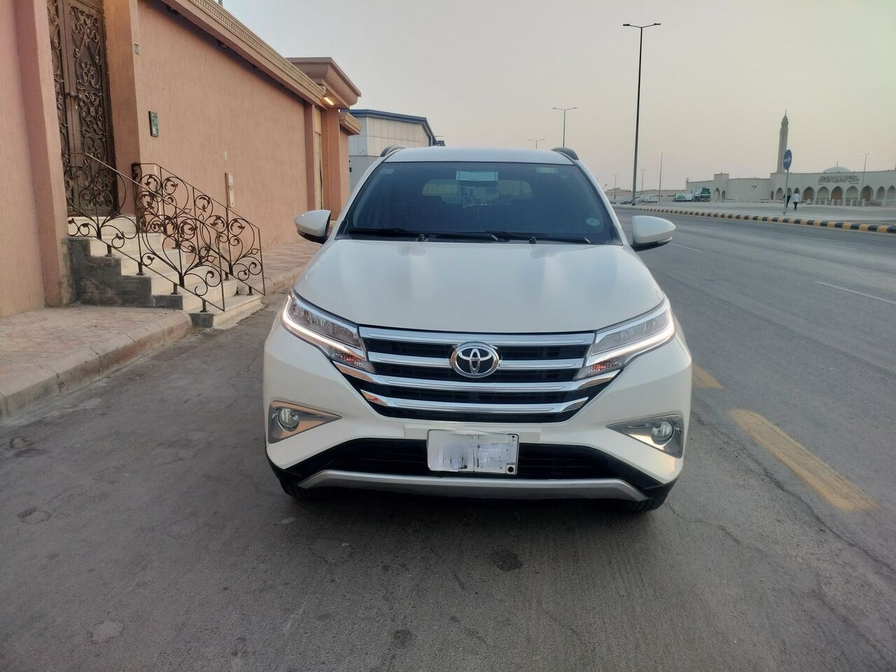 Riyadh, Vehicles, Cars & Trucks , SAR 48000,  Toyota Rush,  2023,  Automatic,  53000 KM,