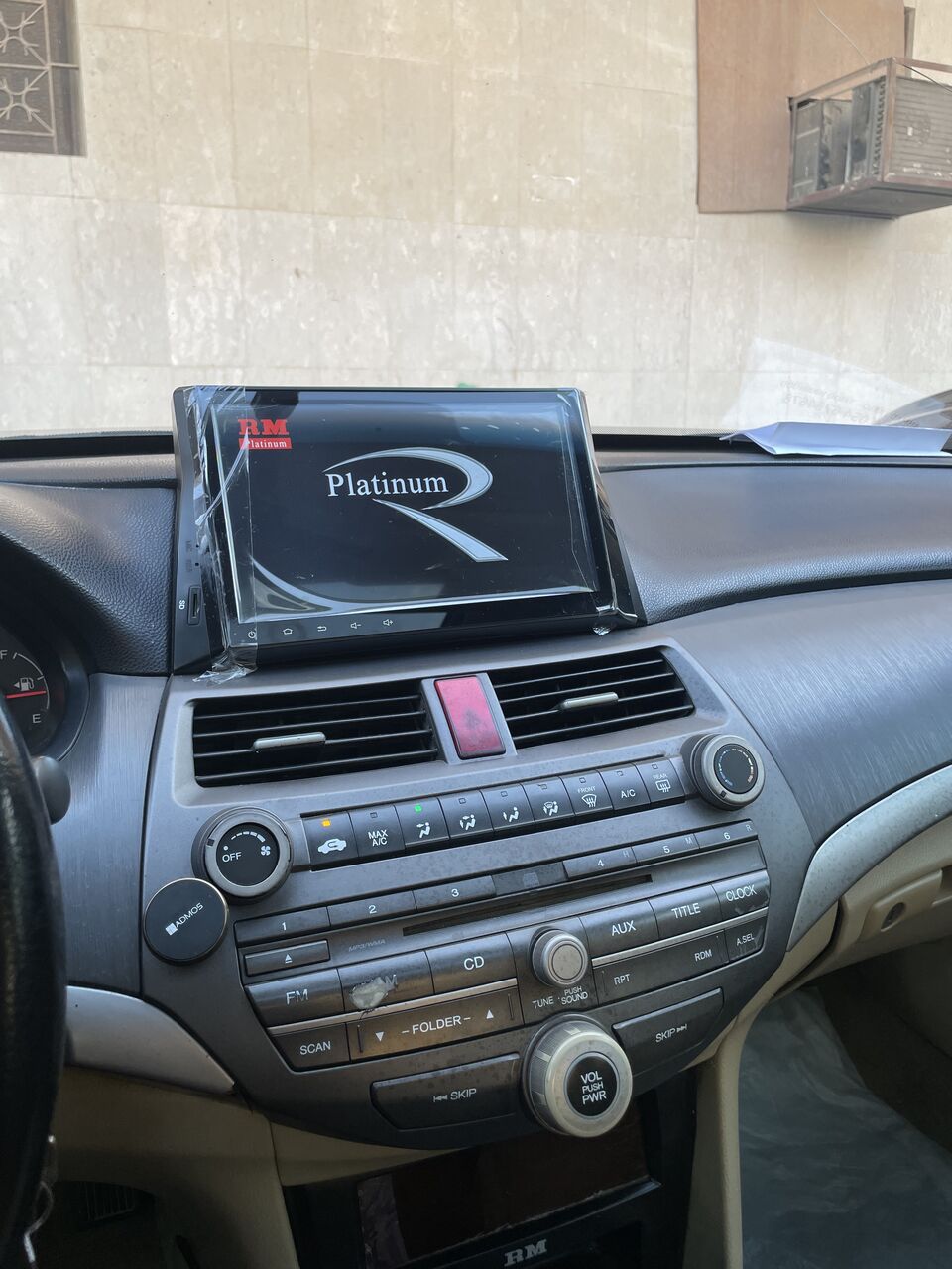 Riyadh, Vehicles, Cars & Trucks , SAR 24500,  Honda Accord 2011!Full Optiok,  2011,  Automatic,  289000 KM,  Honda Accord  Full Option