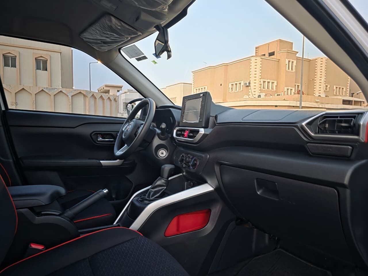 Riyadh, Vehicles, Cars & Trucks , SAR 48000,  Toyota Raiz,  2024,  Automatic,  30000 KM,    Same New
