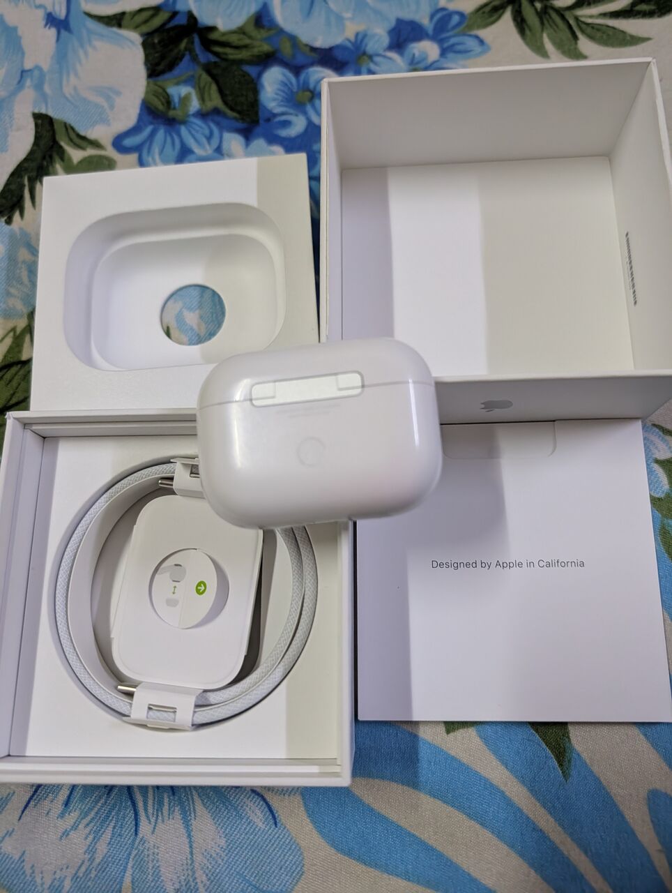 Jeddah, Mobile Phones, SAR 650,  Apple Airpods Pro 2 Like New With ANC