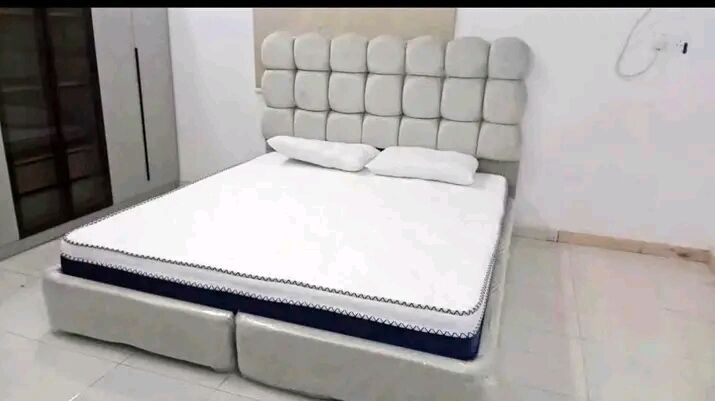 Jeddah, Furniture, SAR 5,  Brand New Stylish Decor Beds Available