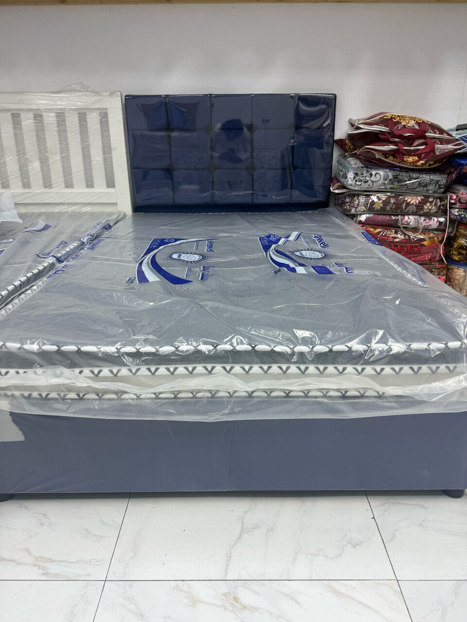 Jeddah, Furniture, SAR 5,  Medium Wooden Beds Are Available For Sale At Affordable Pricess