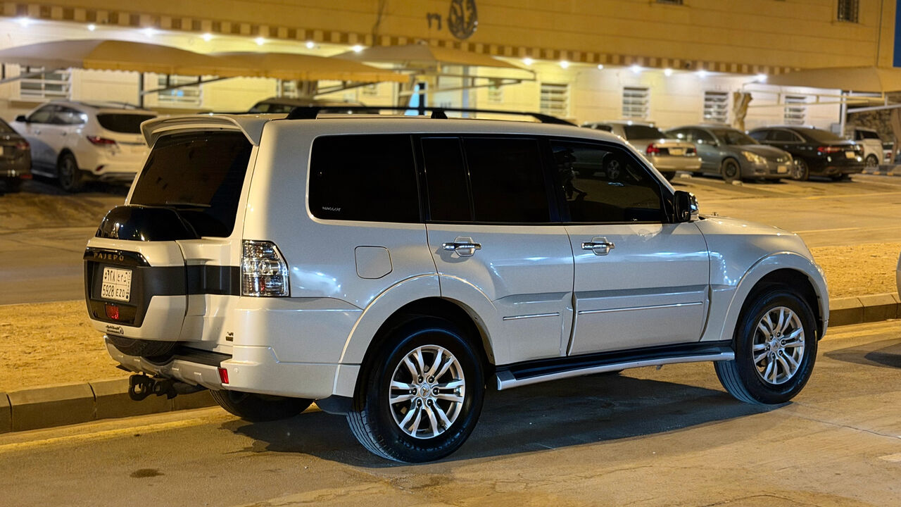 Riyadh, Vehicle Lease Transfer, SAR 1,  🚘 2022 Mitsubishi Pajero GLS 4-Door — FULL OPTION | UNDER WARRANTY | FINANCE TRANSFER