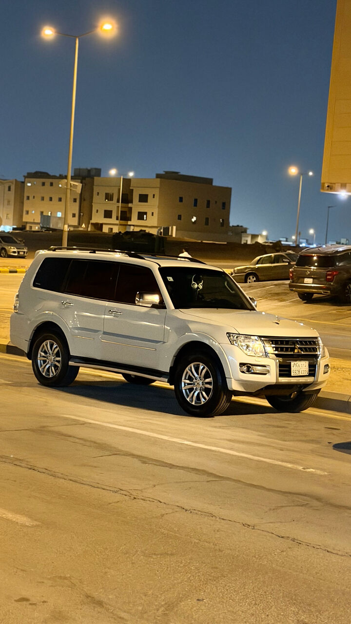 Riyadh, Vehicle Lease Transfer, SAR 1,  🚘 2022 Mitsubishi Pajero GLS 4-Door — FULL OPTION | UNDER WARRANTY | FINANCE TRANSFER