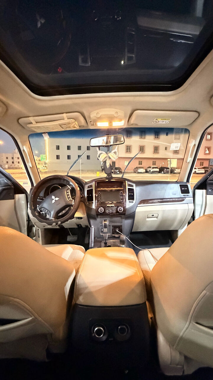 Riyadh, Vehicle Lease Transfer, SAR 1,  🚘 2022 Mitsubishi Pajero GLS 4-Door — FULL OPTION | UNDER WARRANTY | FINANCE TRANSFER