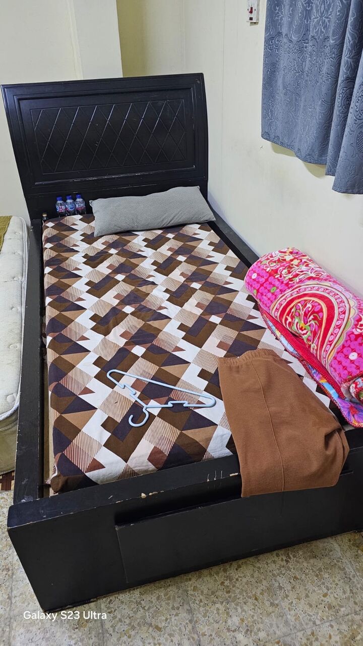 Jubail, Furniture, SAR 150,  Bad And Gas Stove For Sale