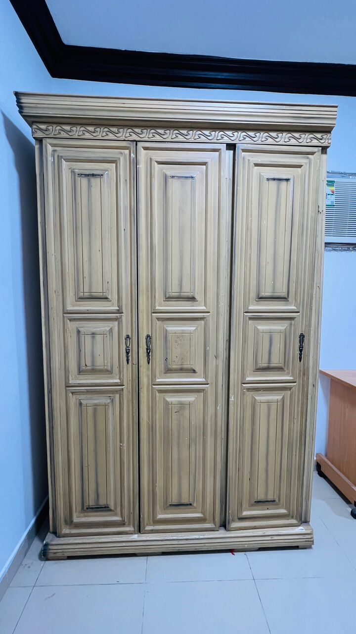 Jubail, Furniture, SAR 450,  6-Door Wooden Cupboard For Sale &ndash; Well Maintained