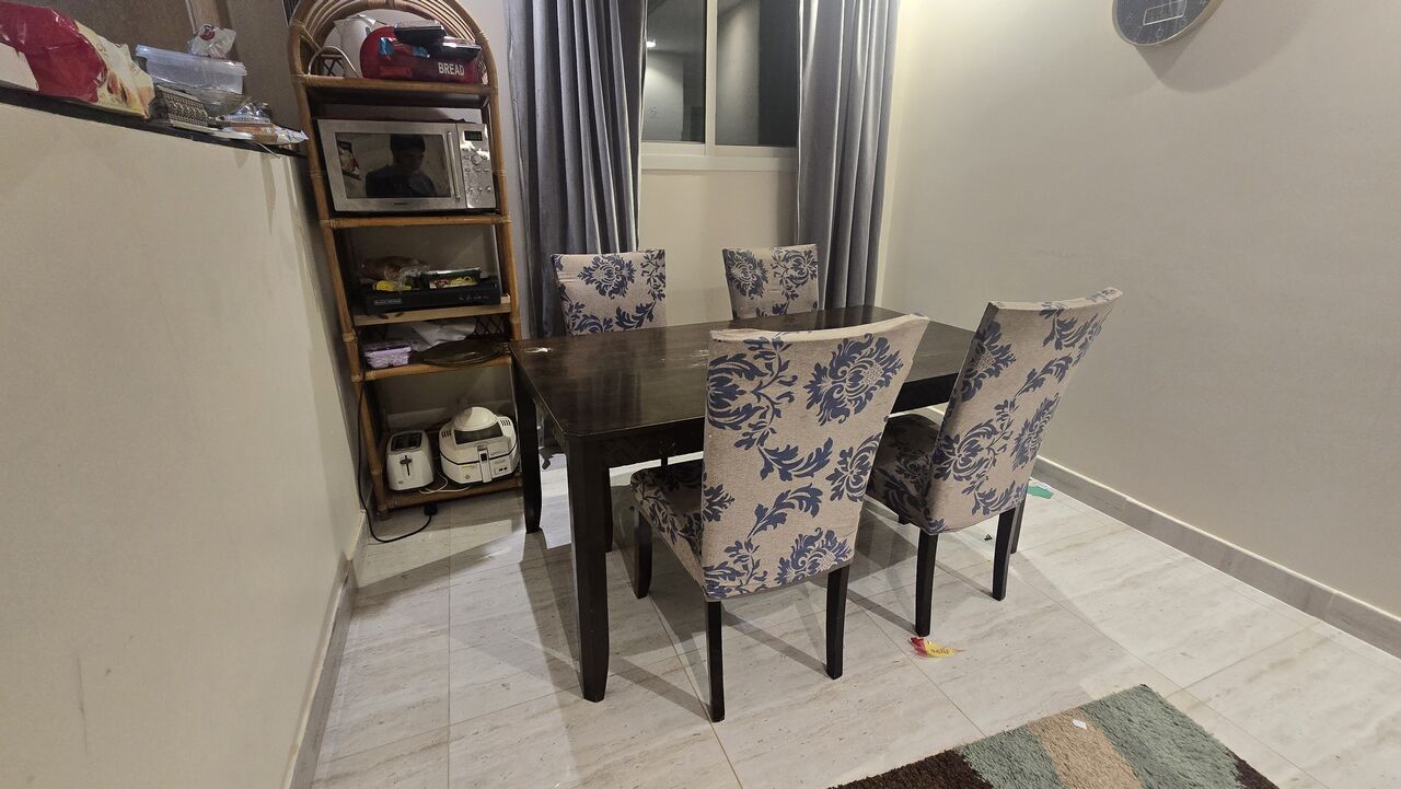 Irqah, Furniture, SAR 400,  Dining Table