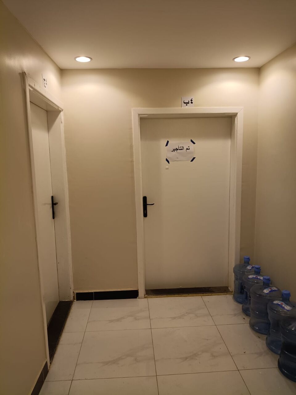 Al Naseem, Housing Exchanges, SAR 1600/month,  1 BR,  Flat Available With Rent Balance 3 Months. A Room, A Bathroom And An Independent Kitchen,