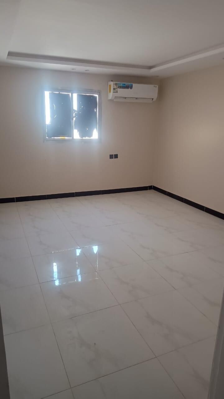 Al Naseem, Housing Exchanges, SAR 1600/month,  1 BR,  Flat Available With Rent Balance 3 Months. A Room, A Bathroom And An Independent Kitchen,