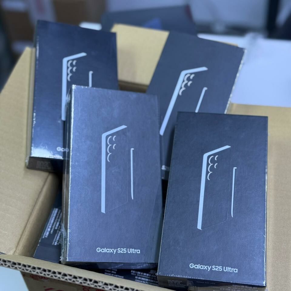 Kuwait City, Mobile Phones, KWD 600,  Samsung Galaxy Z Fold 8 Ultra Cost &euro;600