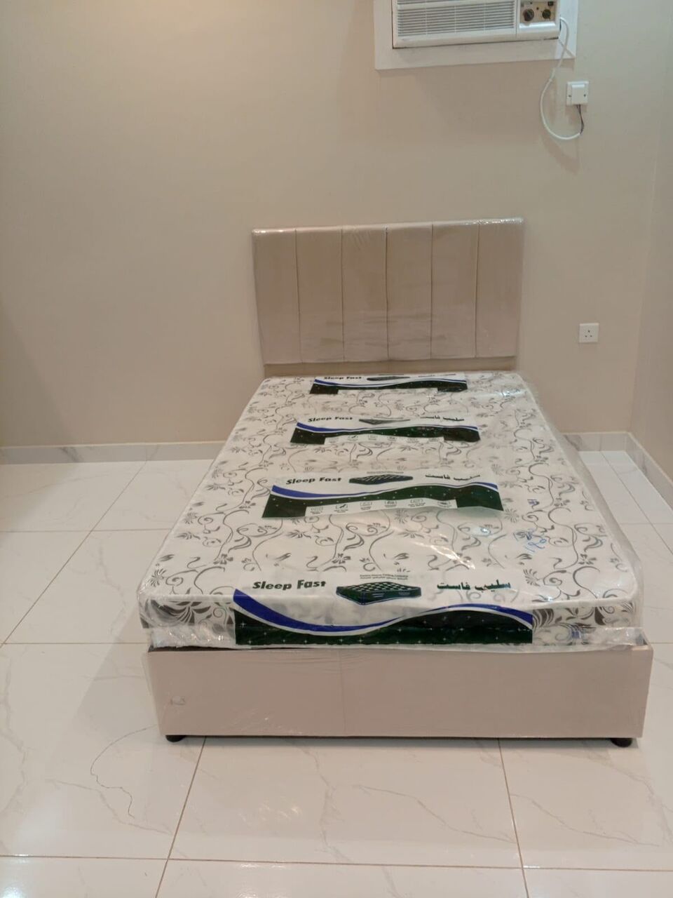 Jeddah, Furniture, SAR 400,  Medium Bed Are Available In Multiple Colors And Designs In Low Prices