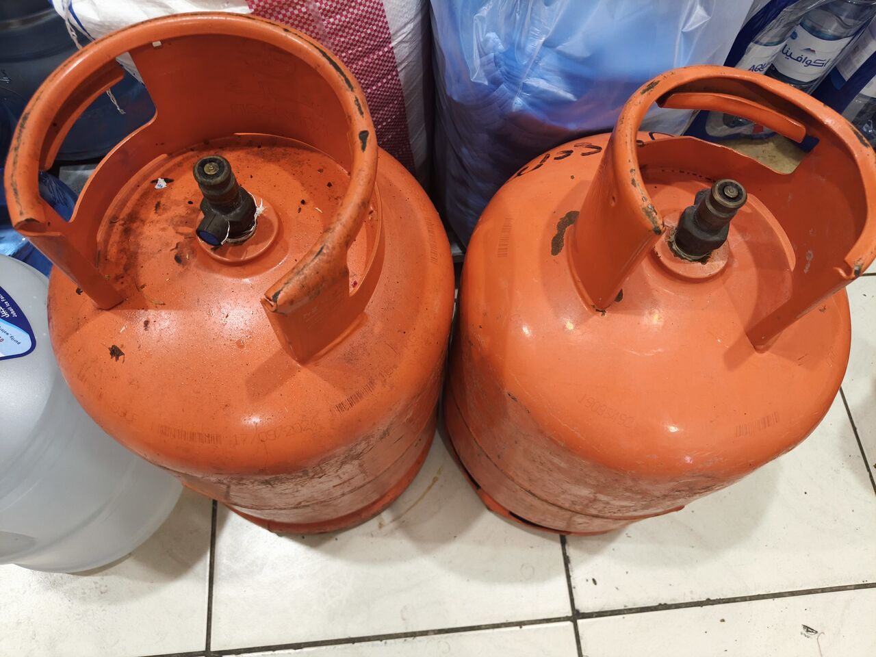 Jubail, Household Items, SAR 01,  Sale For Gas Cylinder And Washing Machine And Small Refrigerator