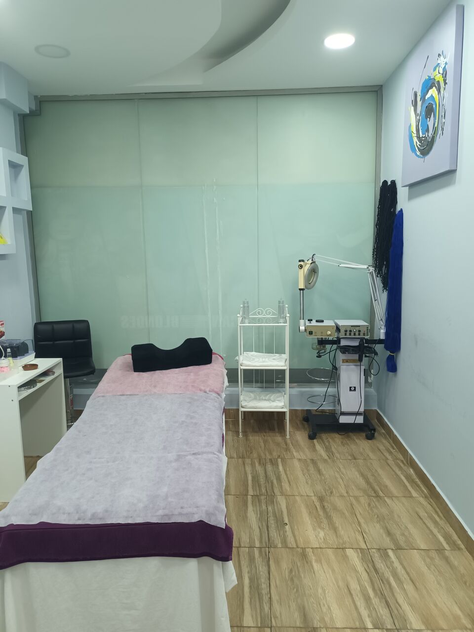 Manama, Businesses For Sale, Ladies Salon & Spa For Sale