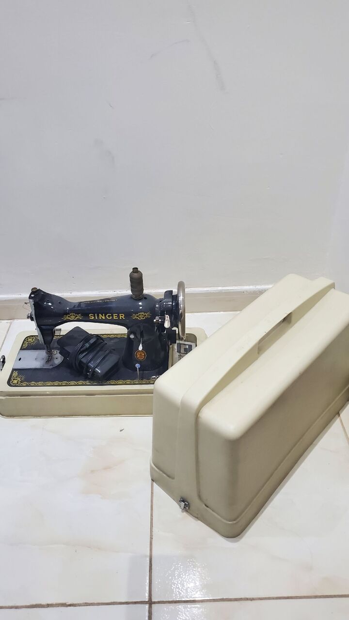 Jeddah, Household Items, SAR 150,  Singer Stiching Machine With Paddle