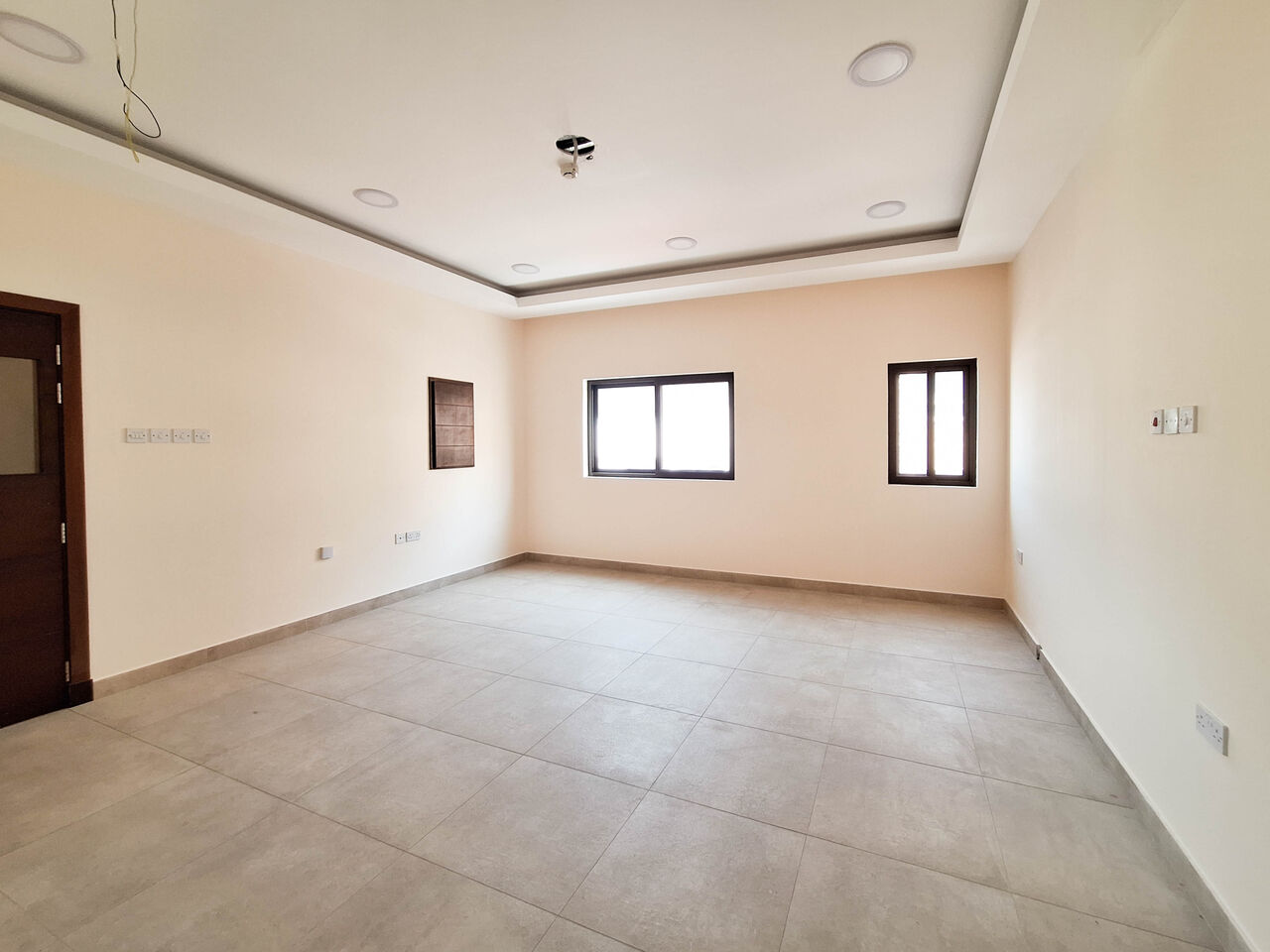 Umm Al Hassam, Offices, BHD 350,  100 Sq. Meter,  Commercial Office For Rent In The Umm Al Hassam Area&mdash;prime Location